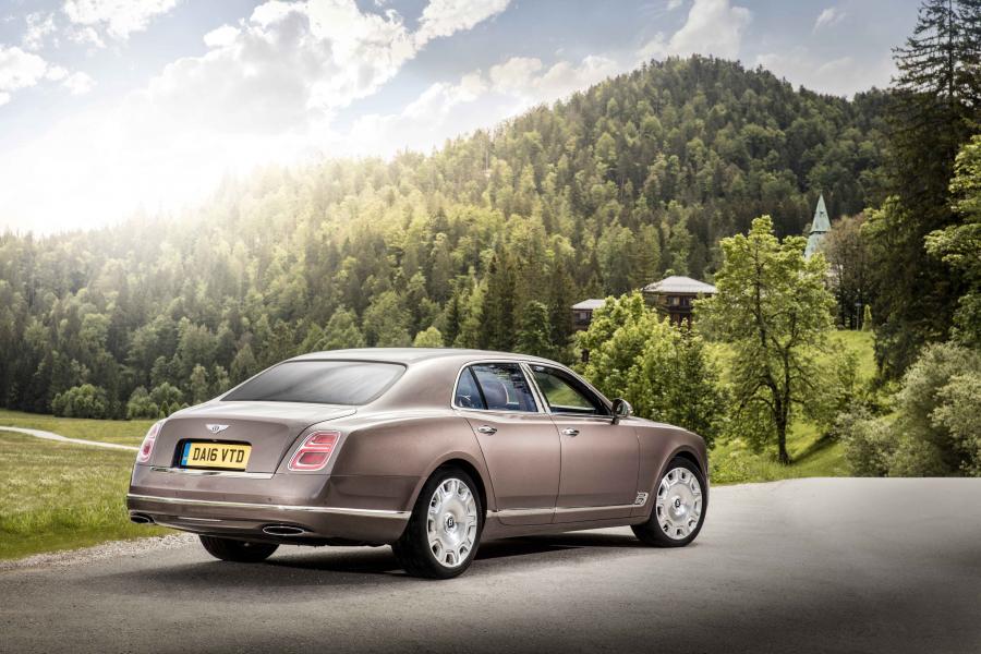  Bentley Mulsanne 2016 года  (фото 3 из 33)